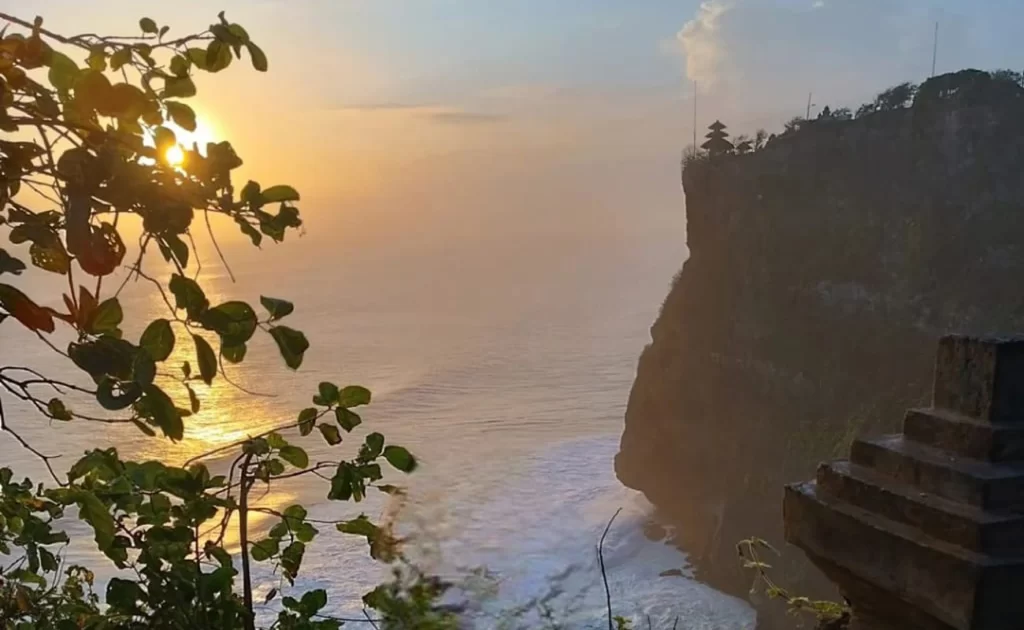 uluwatu temple entrance fee