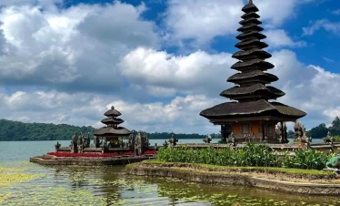 ulun danu beratan temple tour