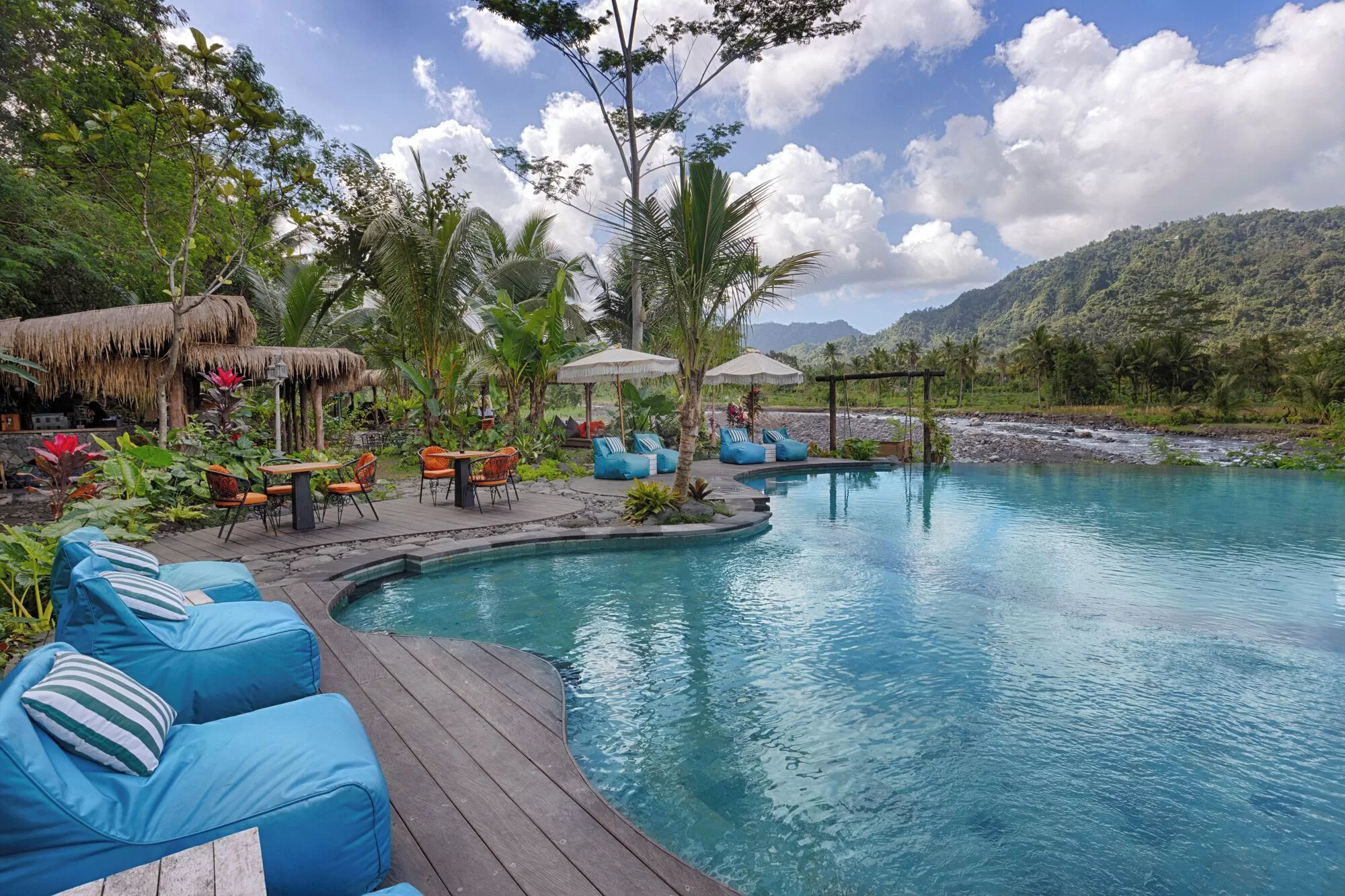 hotels in sidemen