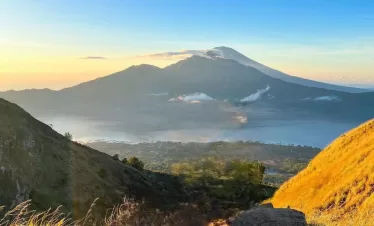 mount batur bali sunrise trekking