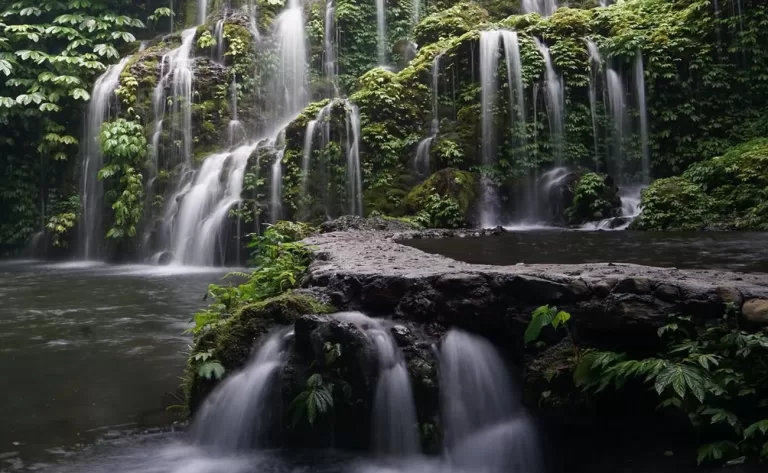 banyuwanawaterfall 768x473