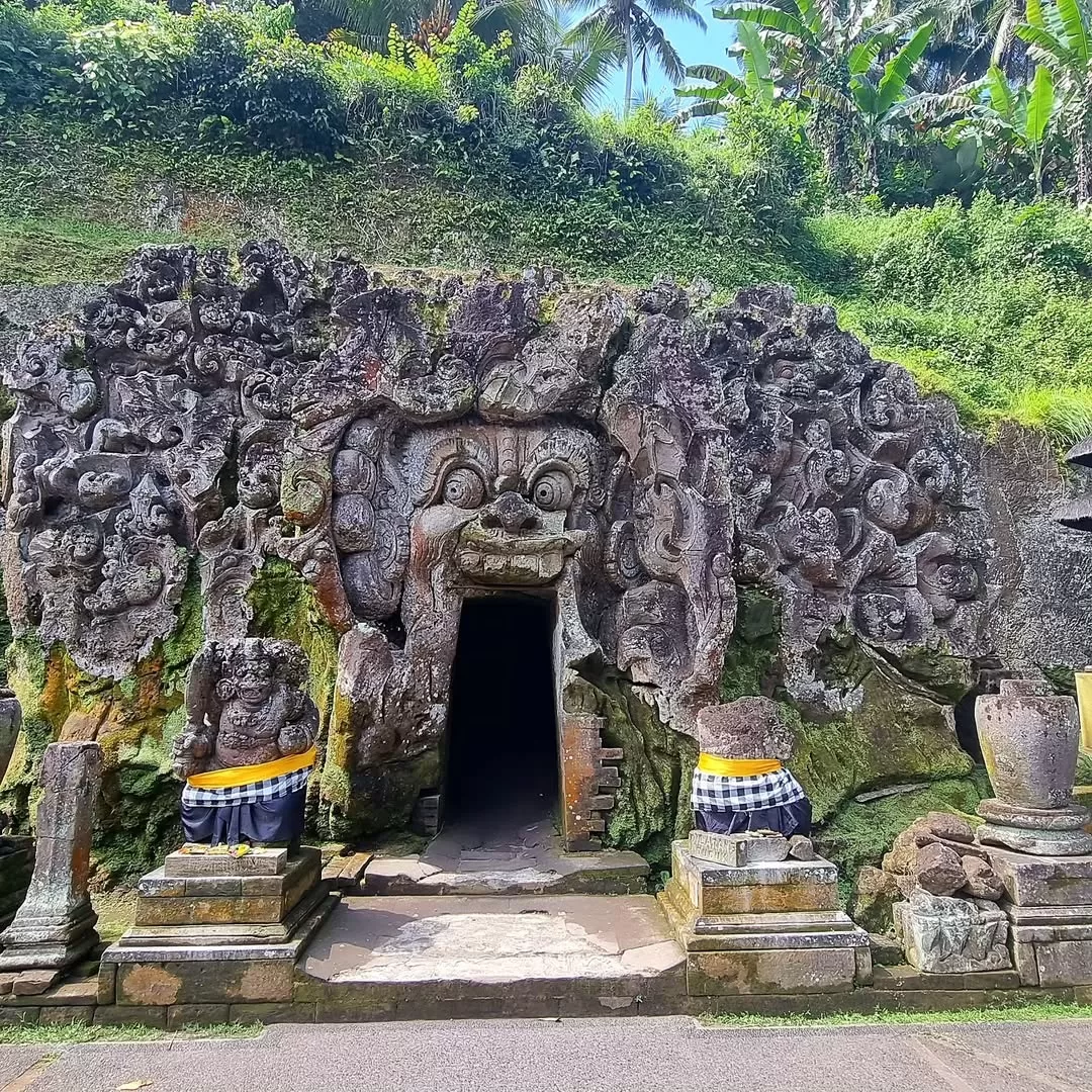 elephant cave ubud
