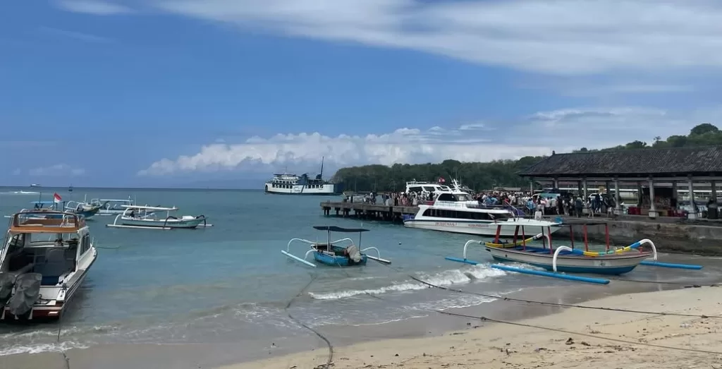 padang bai bali