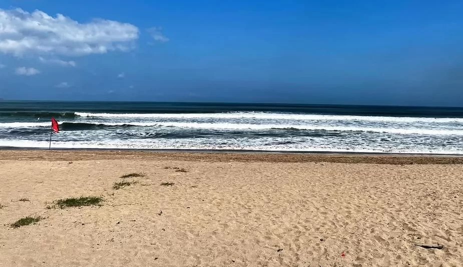 seminyak beach